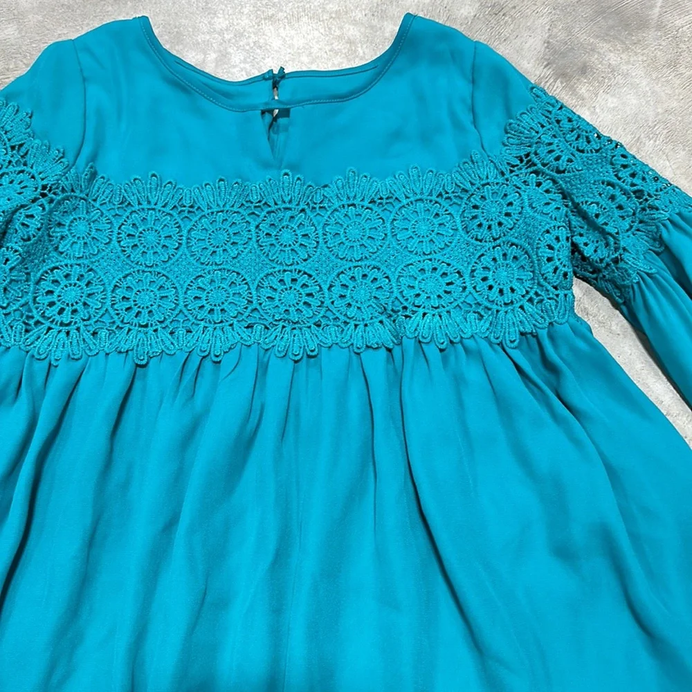 Teal with crochet design‎ button closure dress / blush brand / Size 14 / T-74